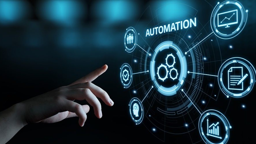 AI highlighting configuration errors on a screen